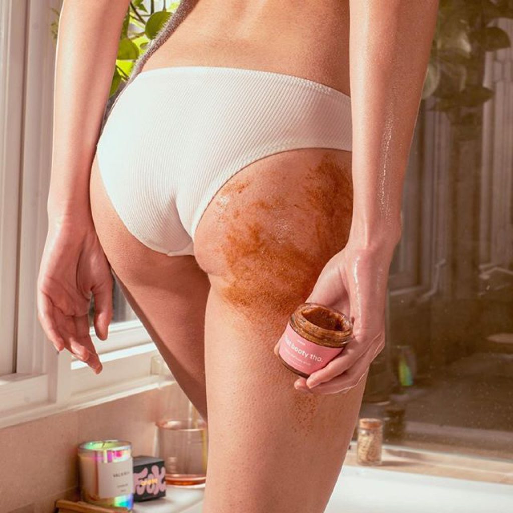 Battling cellulite? For me this means war! Let me tell you how to get rid of it