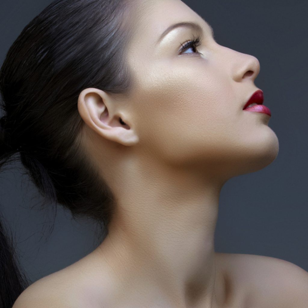 How to rejuvenate the neck? The best creams to fix the saggy skin